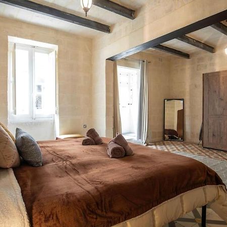Chic, Stylish & Spacious Flat In Central La Valletta Esterno foto