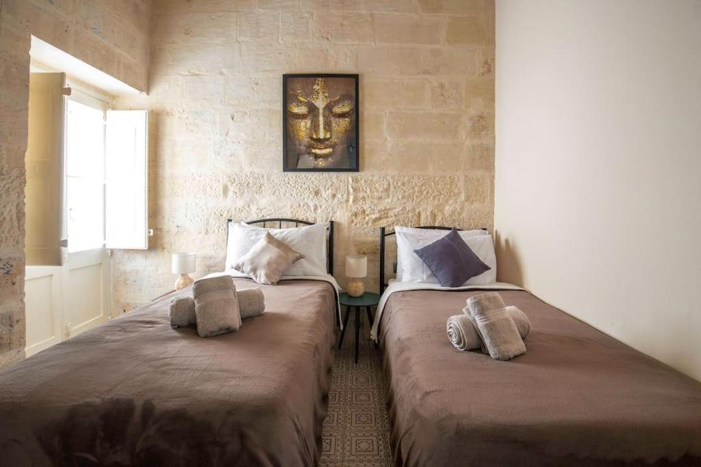 Chic, Stylish & Spacious Flat In Central La Valletta Esterno foto