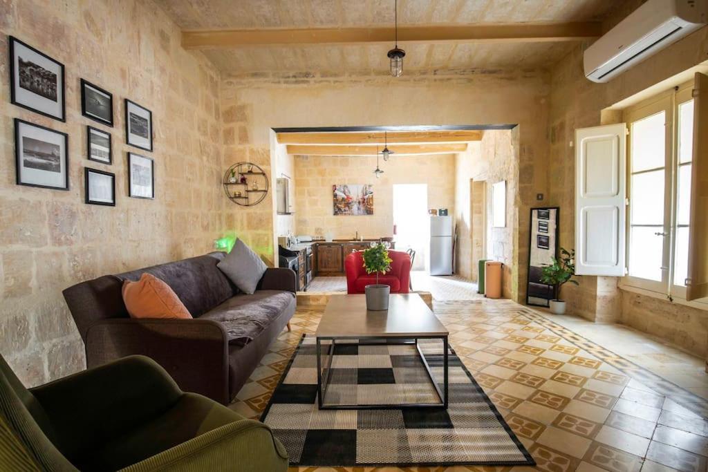 Chic, Stylish & Spacious Flat In Central La Valletta Esterno foto