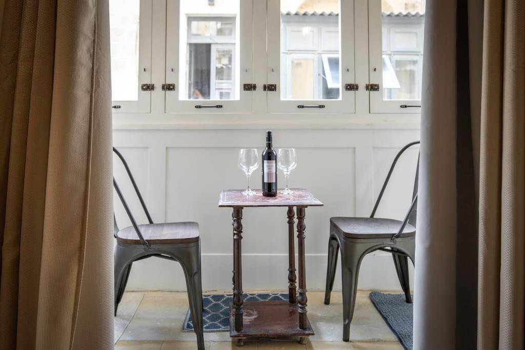 Chic, Stylish & Spacious Flat In Central La Valletta Esterno foto