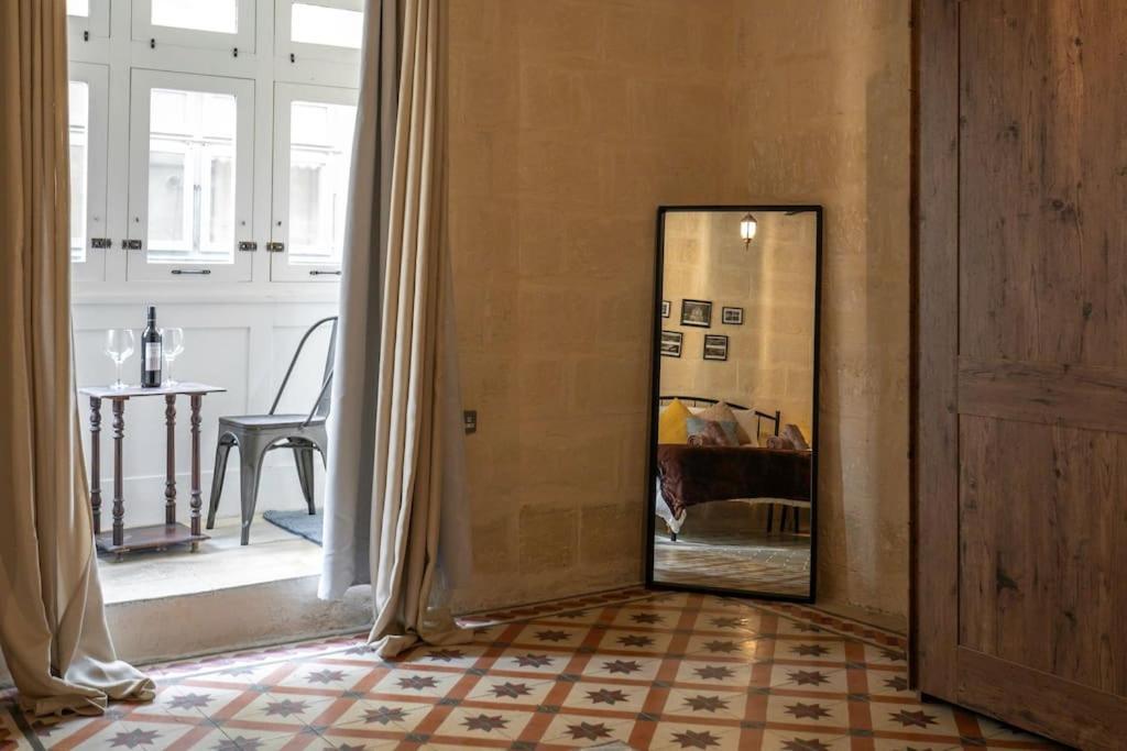 Chic, Stylish & Spacious Flat In Central La Valletta Esterno foto