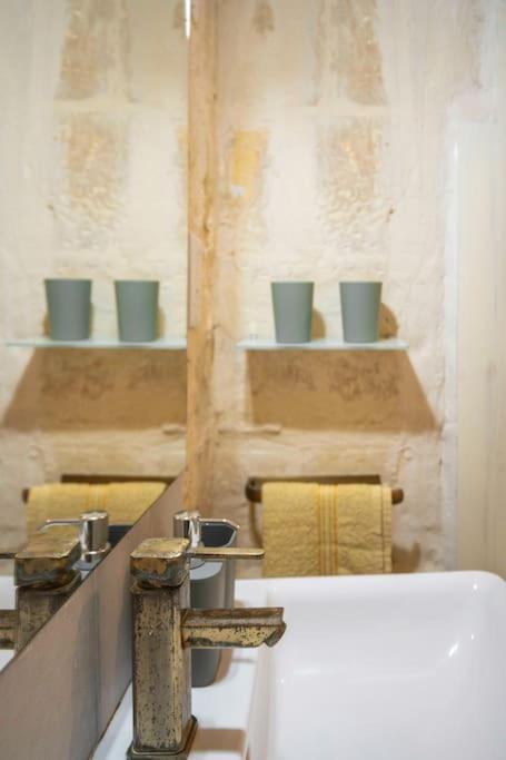 Chic, Stylish & Spacious Flat In Central La Valletta Esterno foto