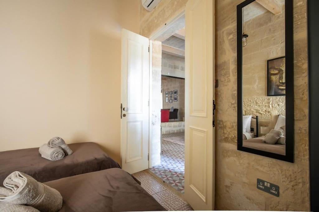 Chic, Stylish & Spacious Flat In Central La Valletta Esterno foto