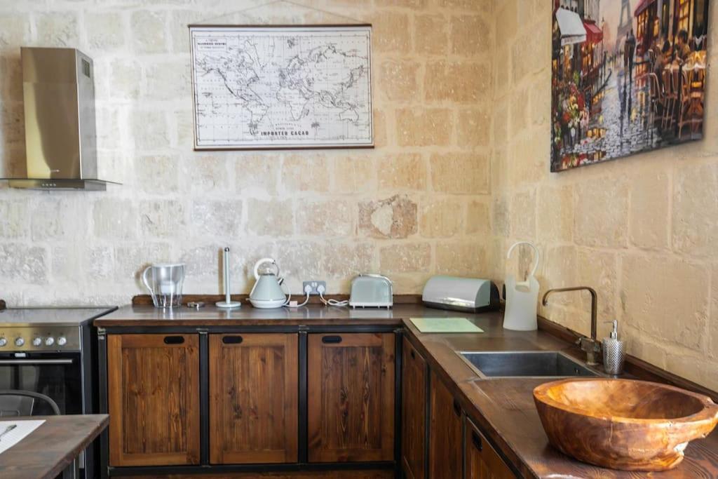 Chic, Stylish & Spacious Flat In Central La Valletta Esterno foto